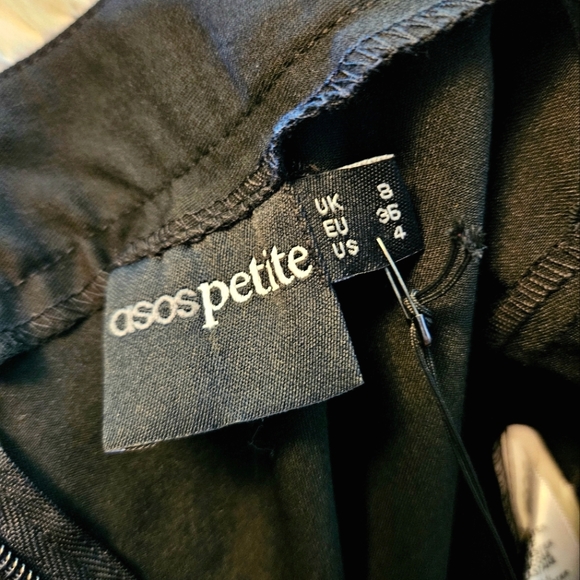 NEW ASOS Black & White Halter Backless Jumpsuit - Picture 7 of 12